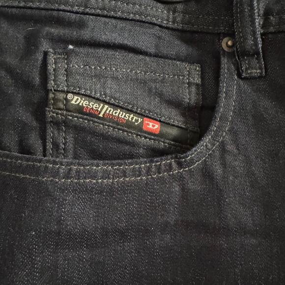 New Diesel Zatiny Bootcut Denim Jeans Dark Blue Rinse Button Fly US Sz 36x30 - Picture 2 of 13